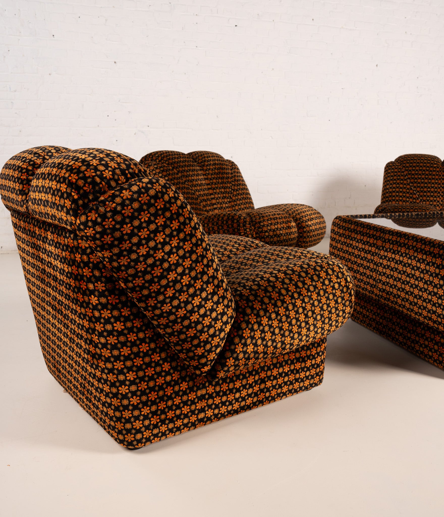 70s FLORAL PRINT MODULAR SOFA & TABLE