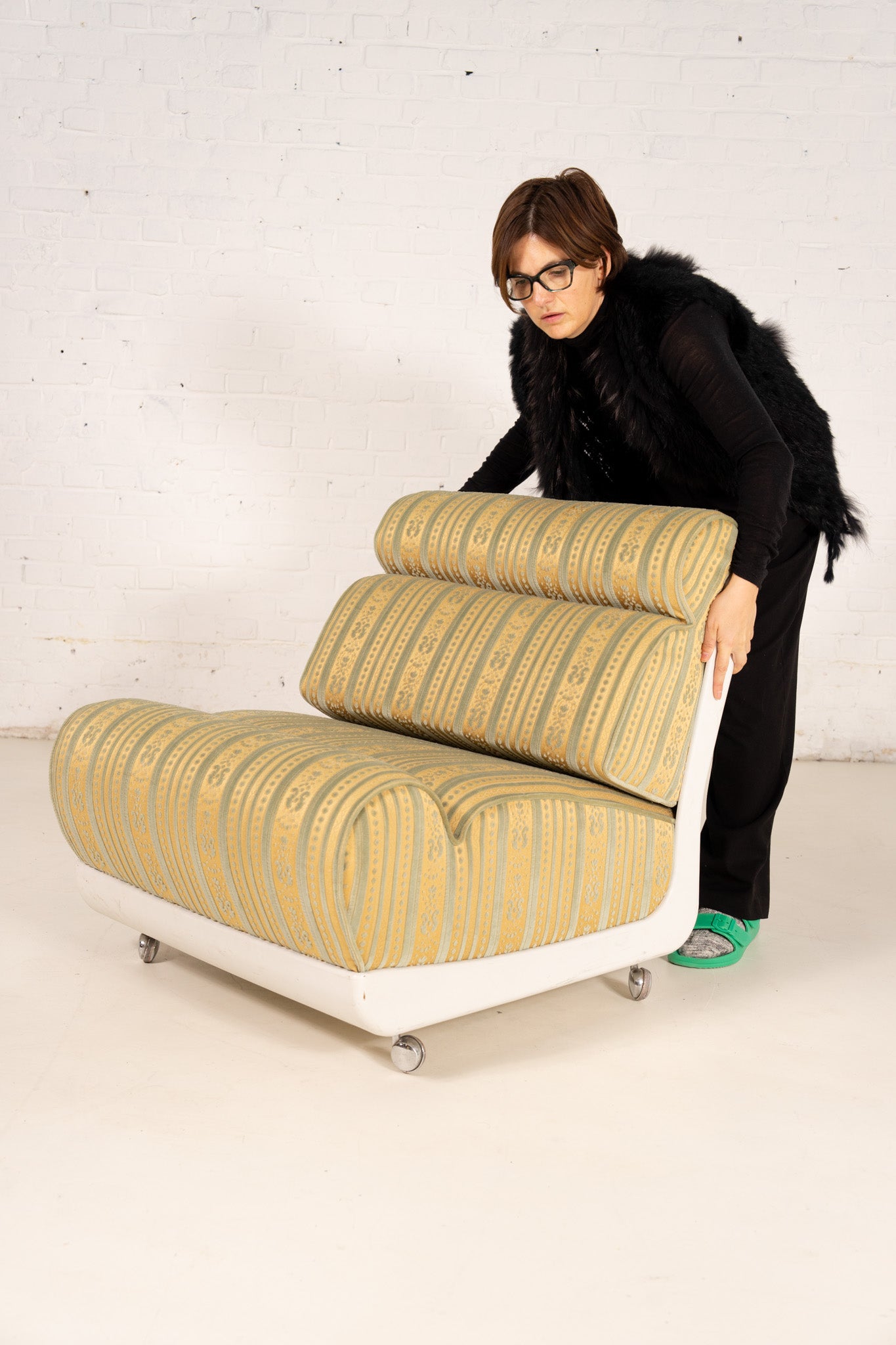 STRIPED MODULAR 1970s LOUNGE CHAIR