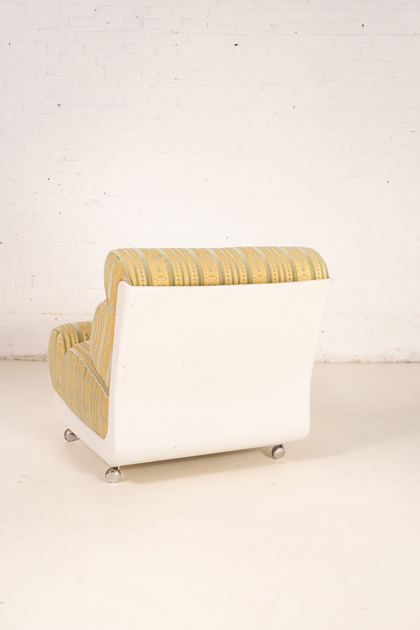 STRIPED MODULAR 1970s LOUNGE CHAIR