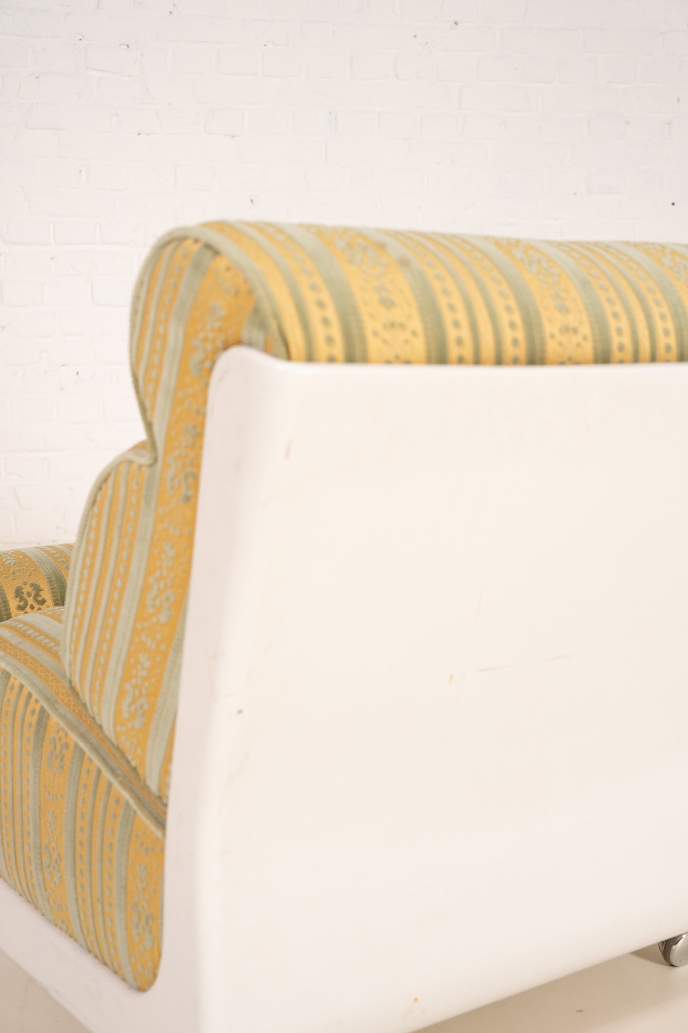 STRIPED MODULAR 1970s LOUNGE CHAIR