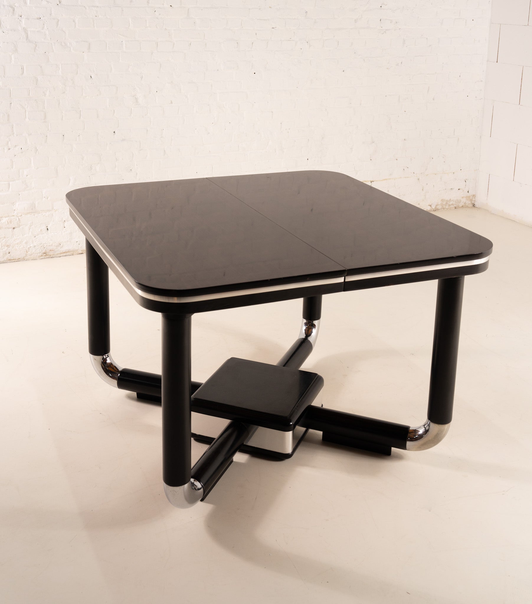 1980s ROBUST WOODEN TABLE