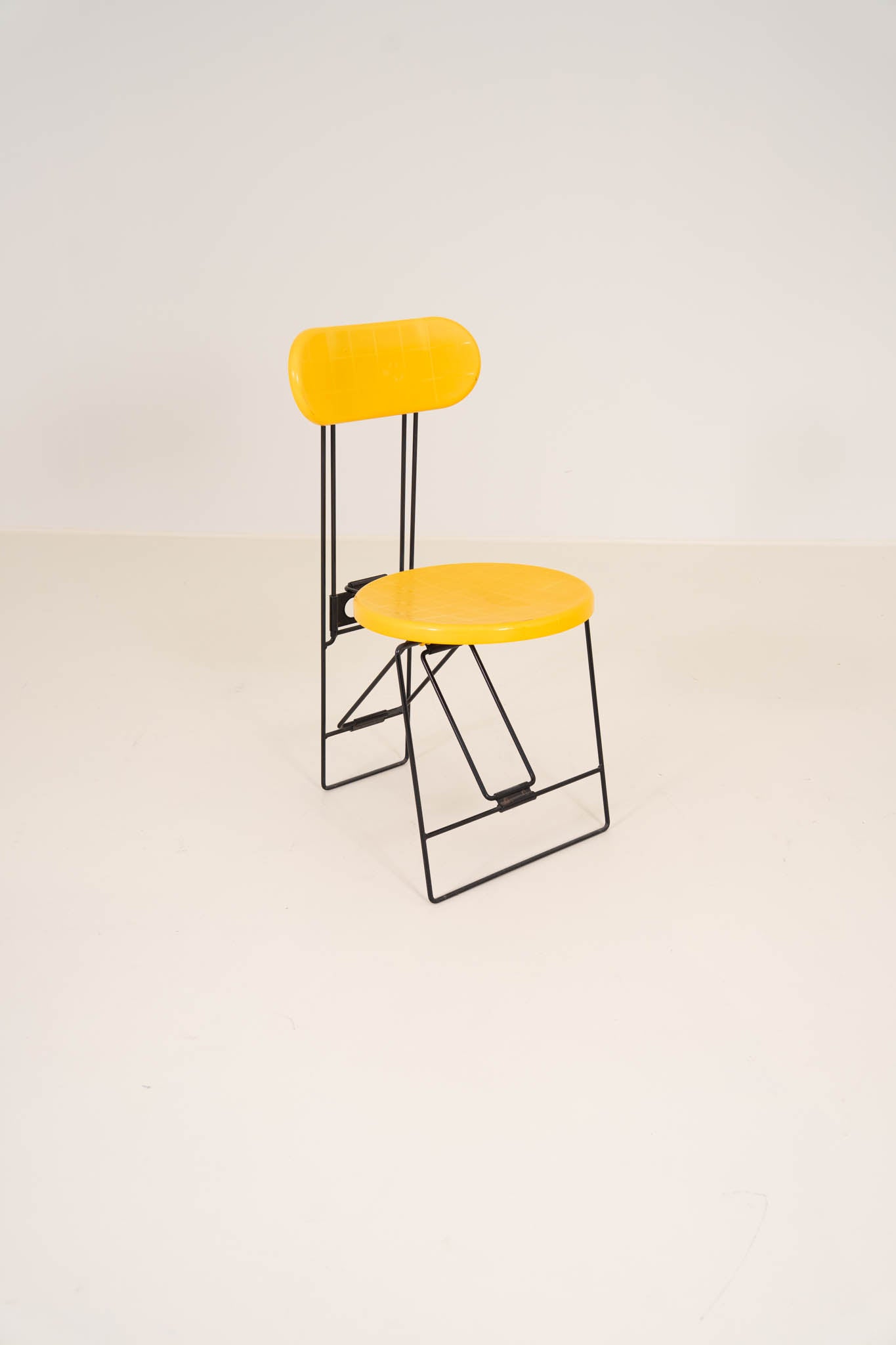 Cricket Chair by Andries Van Onck – Dark Yellow (small crack in the seat )