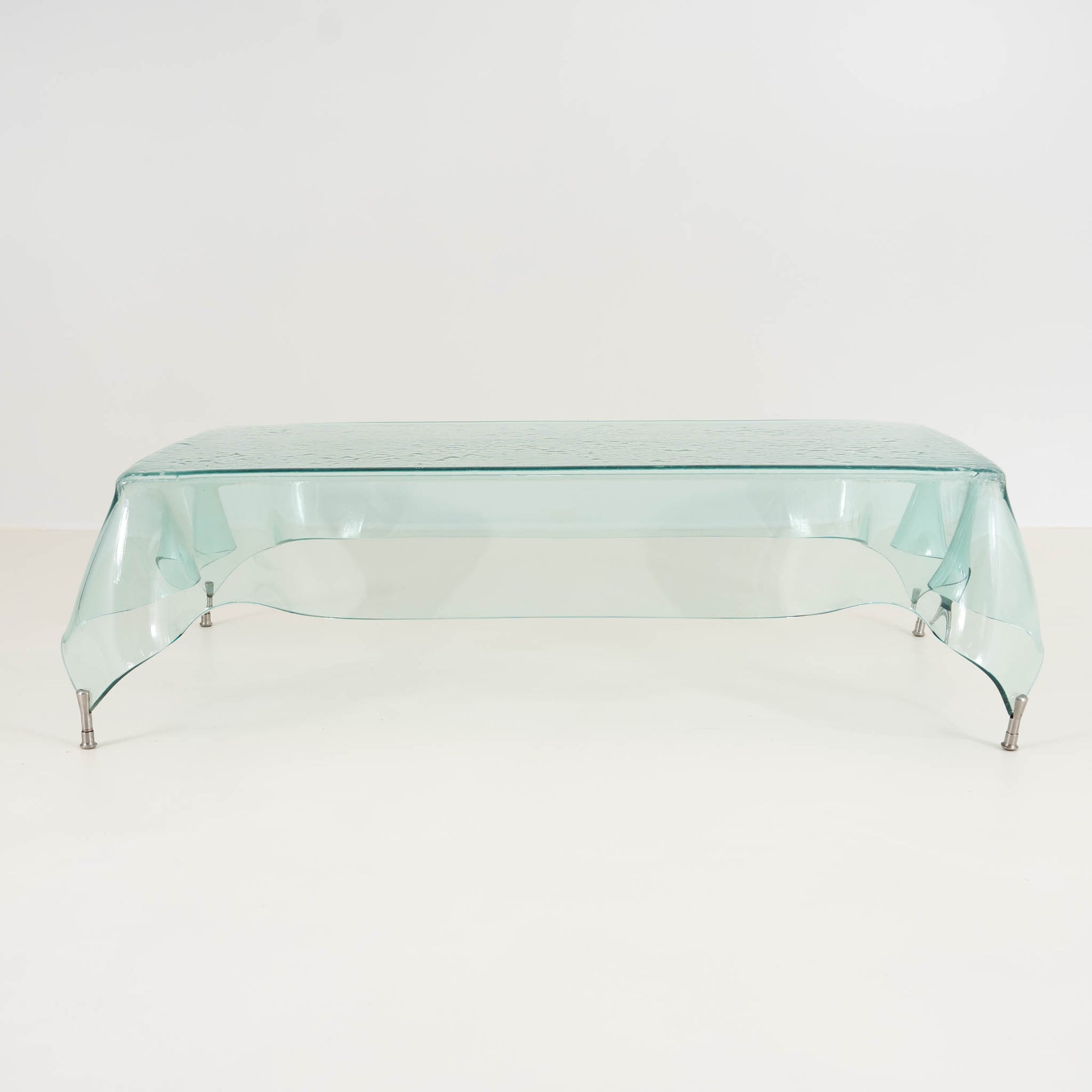 ITALIAN “HANDKERCHIEF” COFFEE TABLE IN BLOWN CRYSTAL