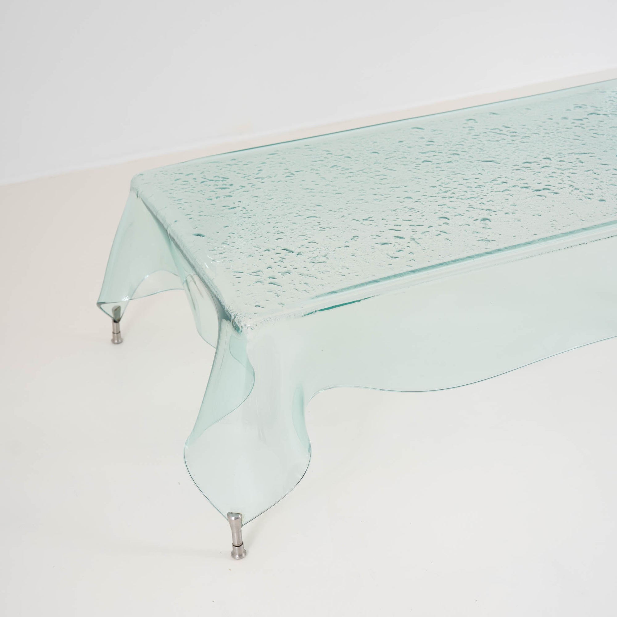 ITALIAN “HANDKERCHIEF” COFFEE TABLE IN BLOWN CRYSTAL