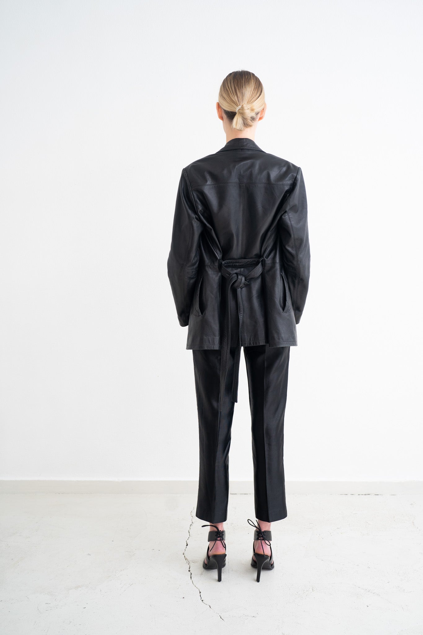 TAILORED LEATHER JACKET