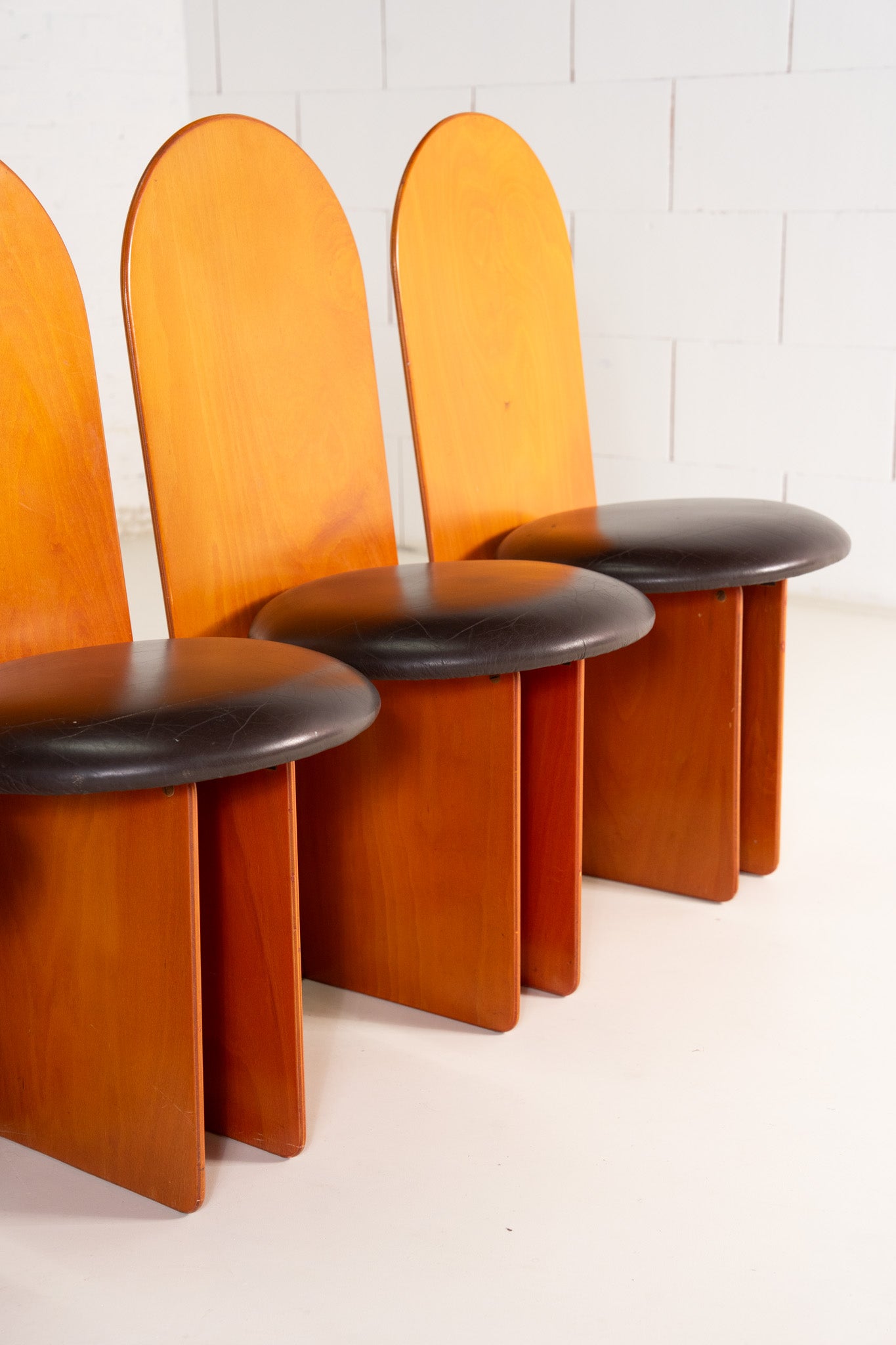 BRUTALIST STYLE 1980s DININGROOM CHAIRS