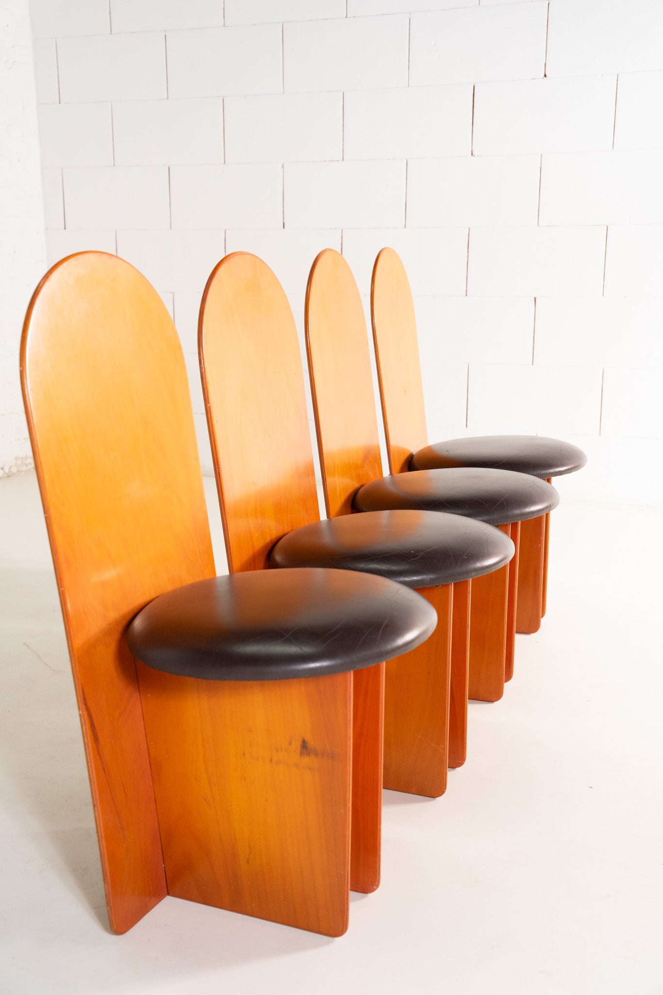BRUTALIST STYLE 1980s DININGROOM CHAIRS