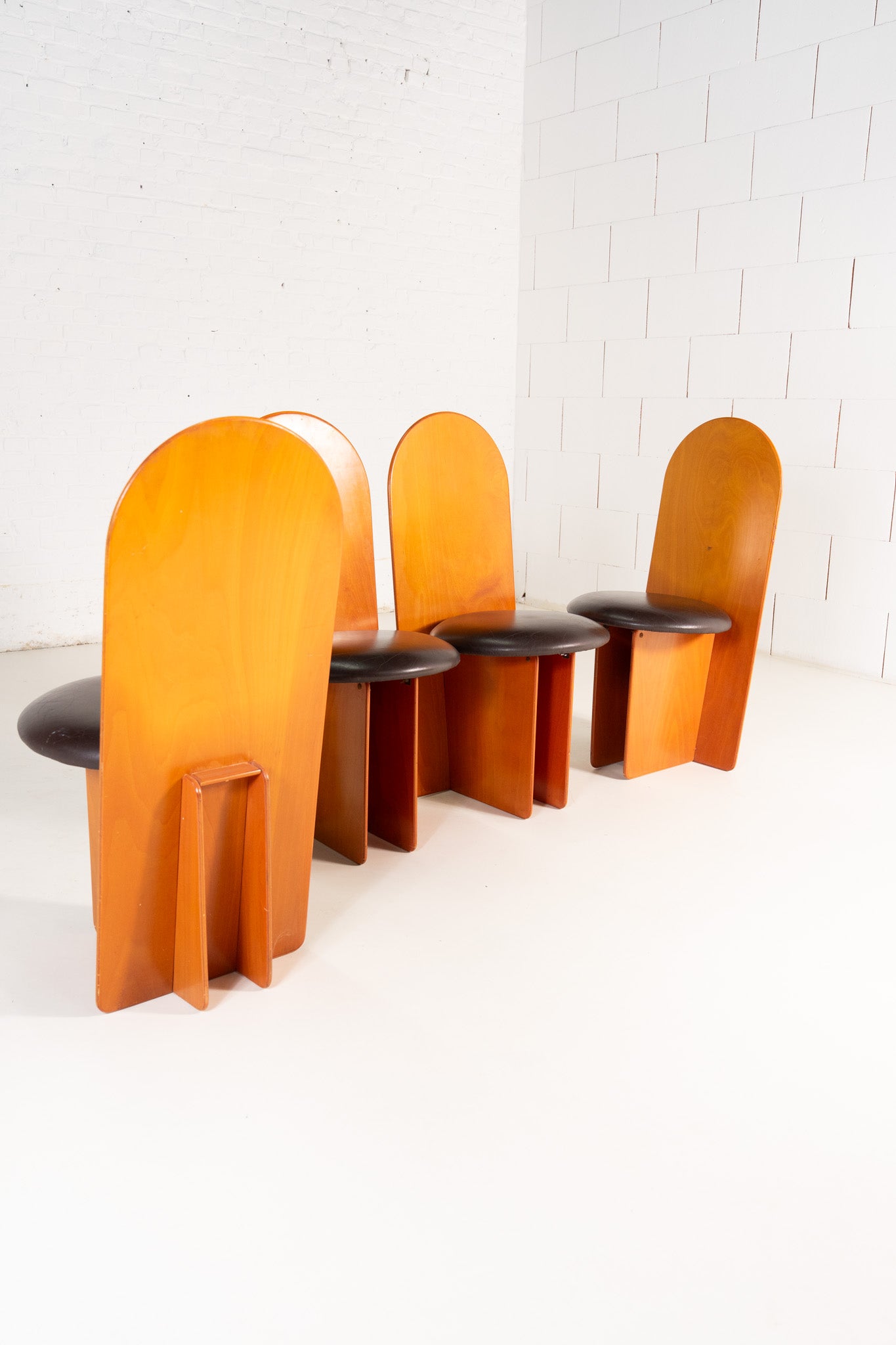 BRUTALIST STYLE 1980s DININGROOM CHAIRS