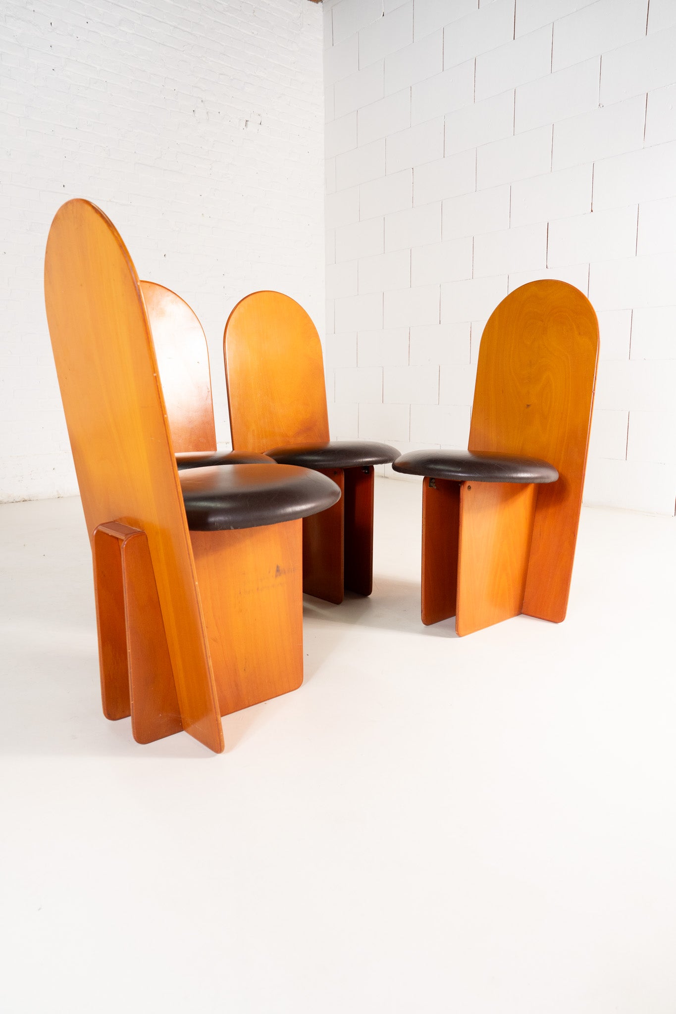 BRUTALIST STYLE 1980s DININGROOM CHAIRS