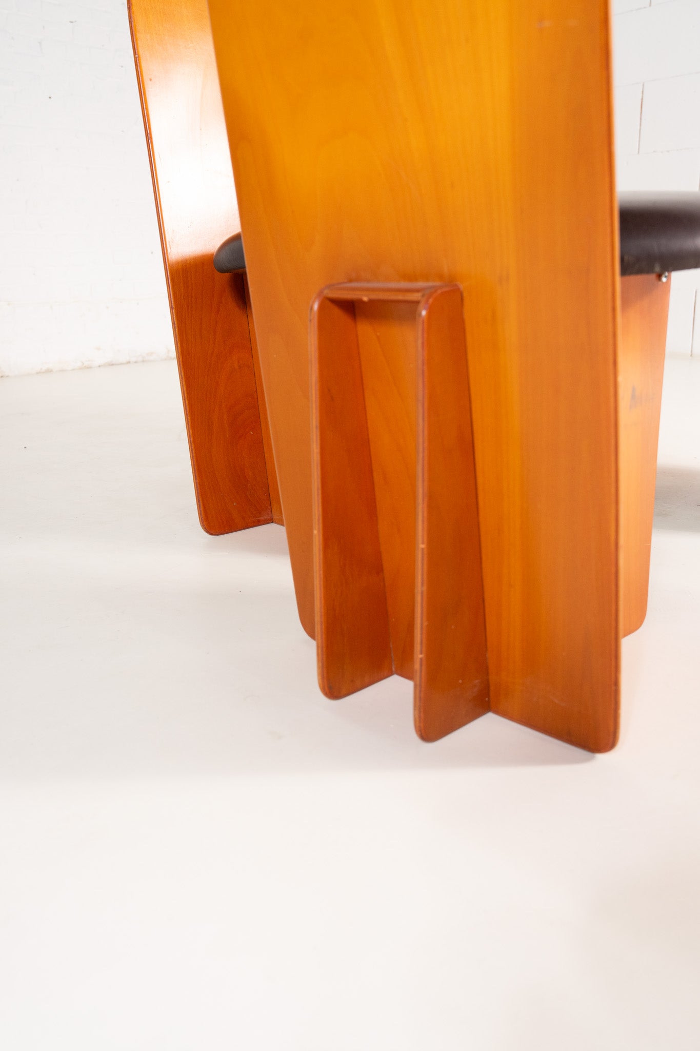 BRUTALIST STYLE 1980s DININGROOM CHAIRS