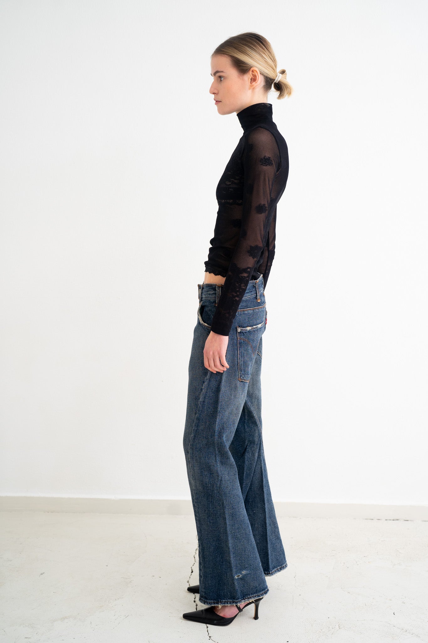 TWISTED JEANS BY LEVI'S ( JUNE OF 1999 )