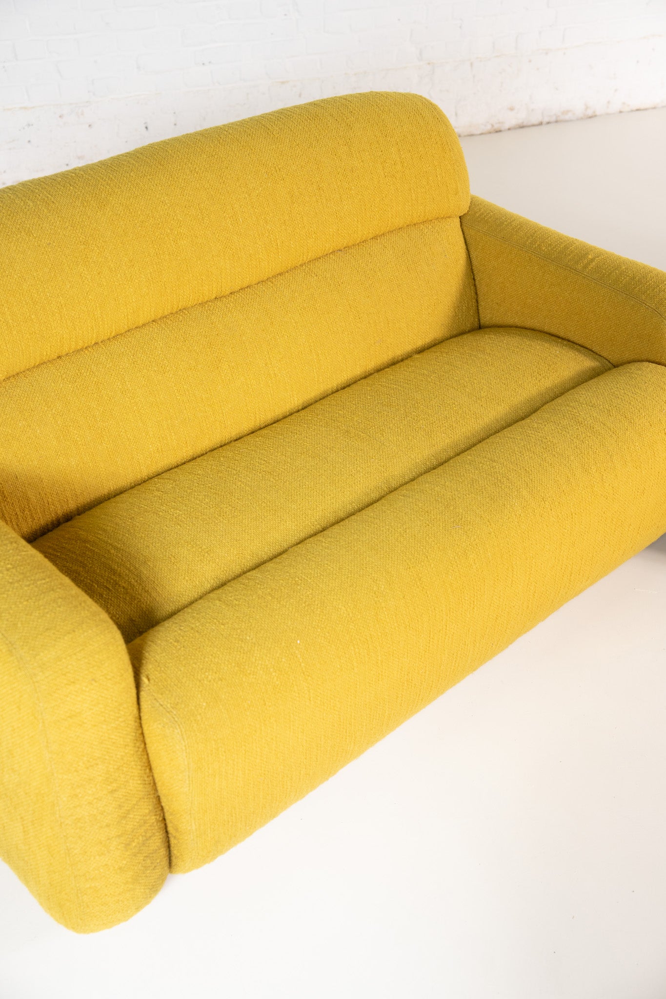 MID CENTURY 2-SEATER SOFA IN MUSTARD YELLOW
