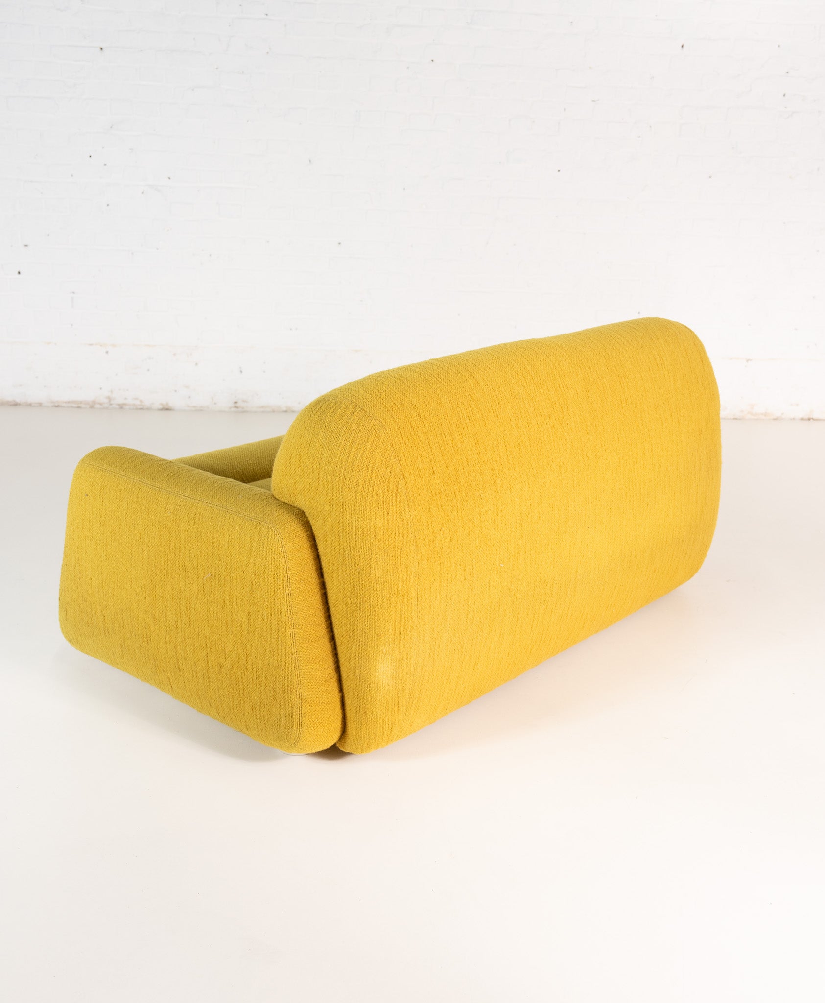 MID CENTURY 2-SEATER SOFA IN MUSTARD YELLOW