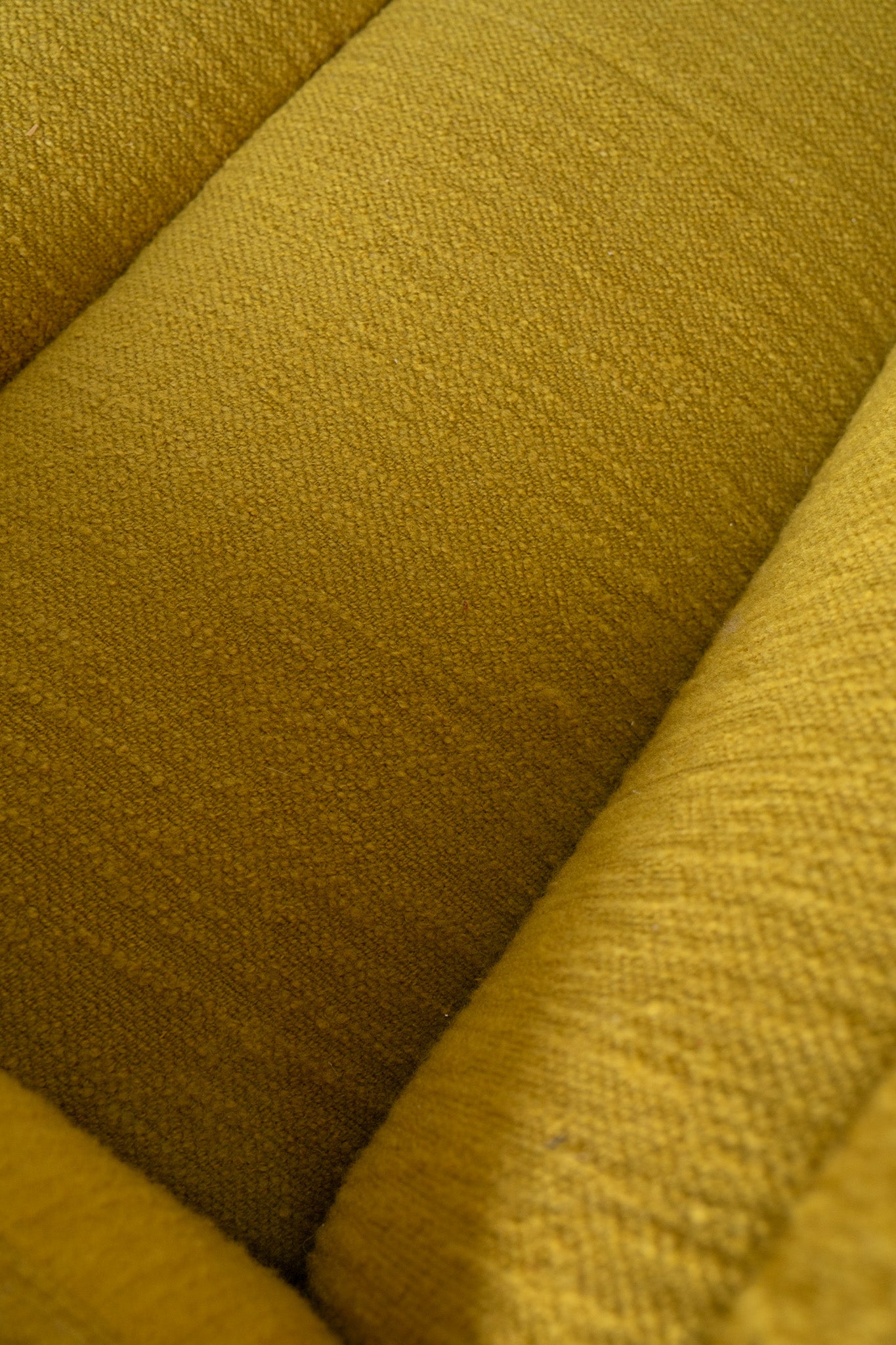 MID CENTURY 2-SEATER SOFA IN MUSTARD YELLOW