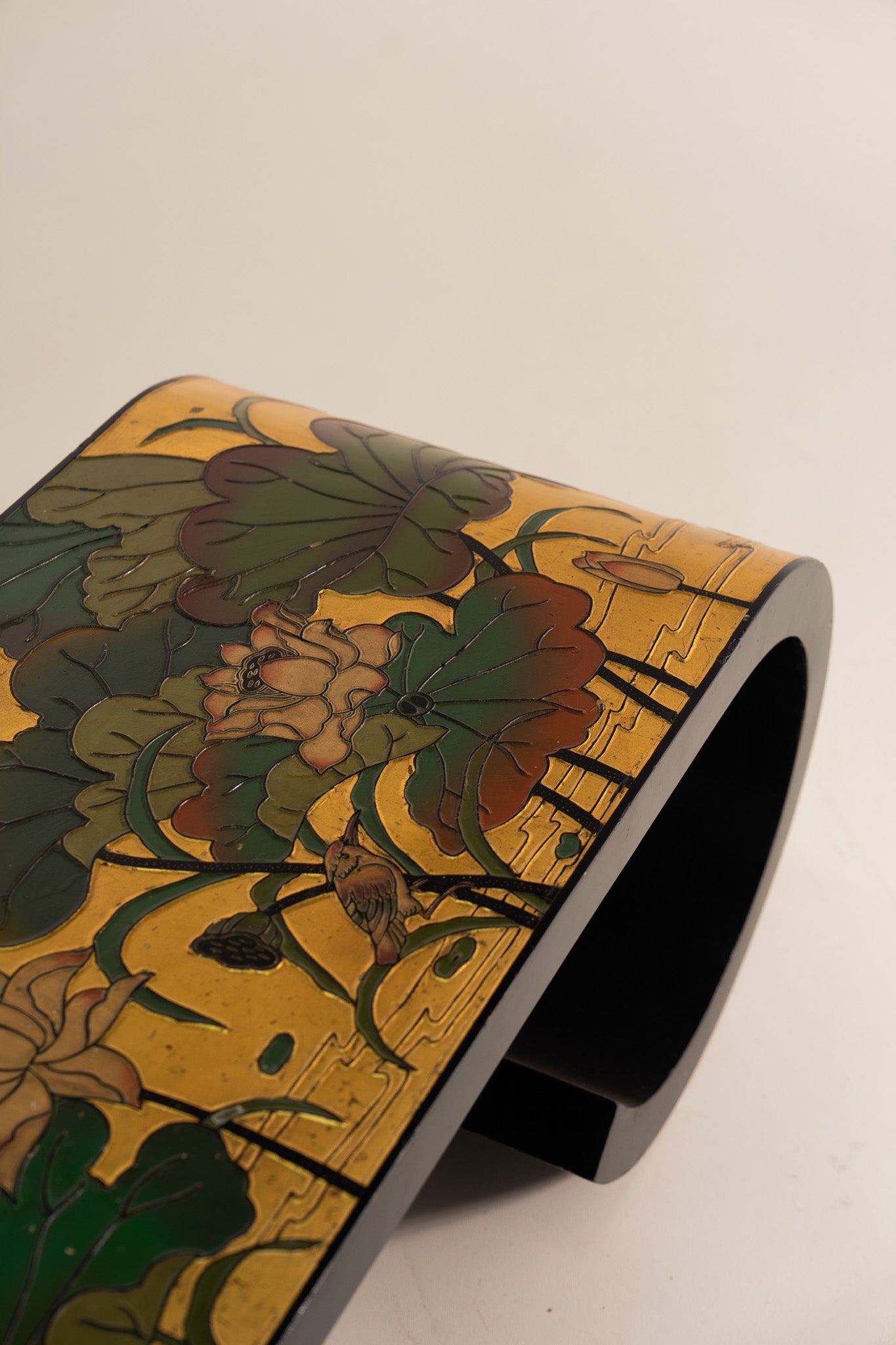 SCROLL COFFEE TABLE