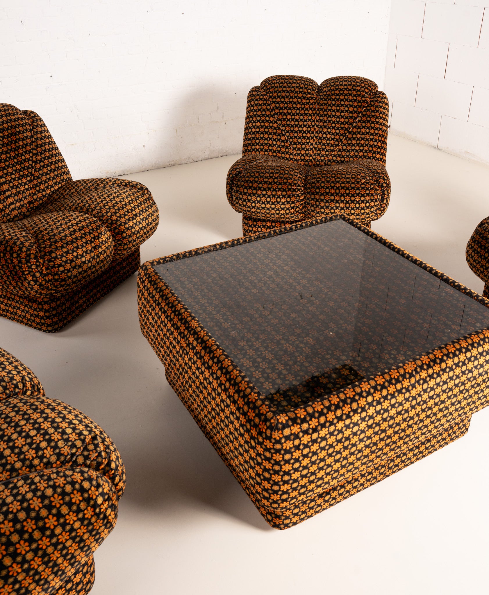 70s FLORAL PRINT MODULAR SOFA & TABLE