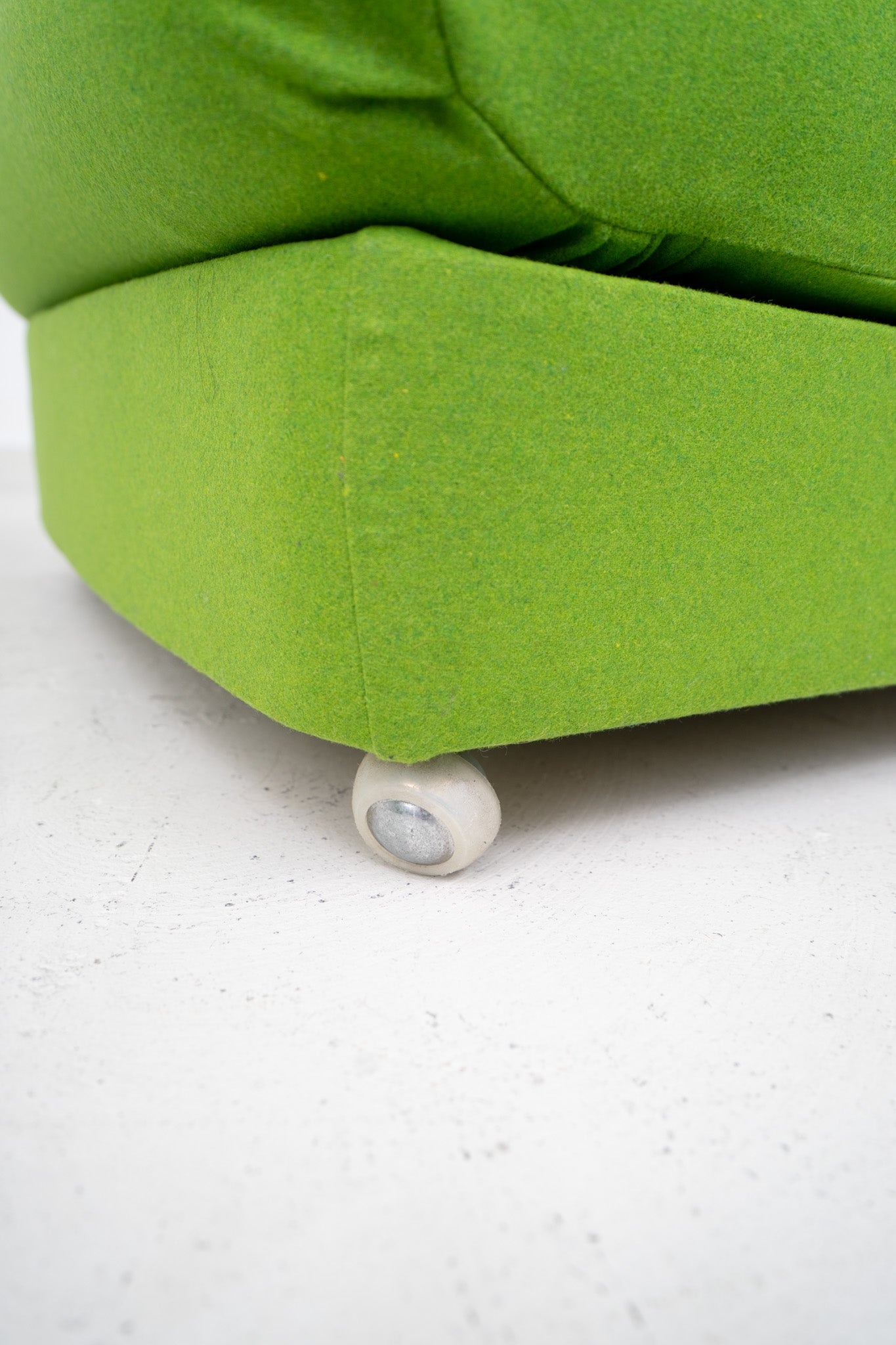 'JUNE BUG' LOW RISE 70s LOUNGE CHAIR
