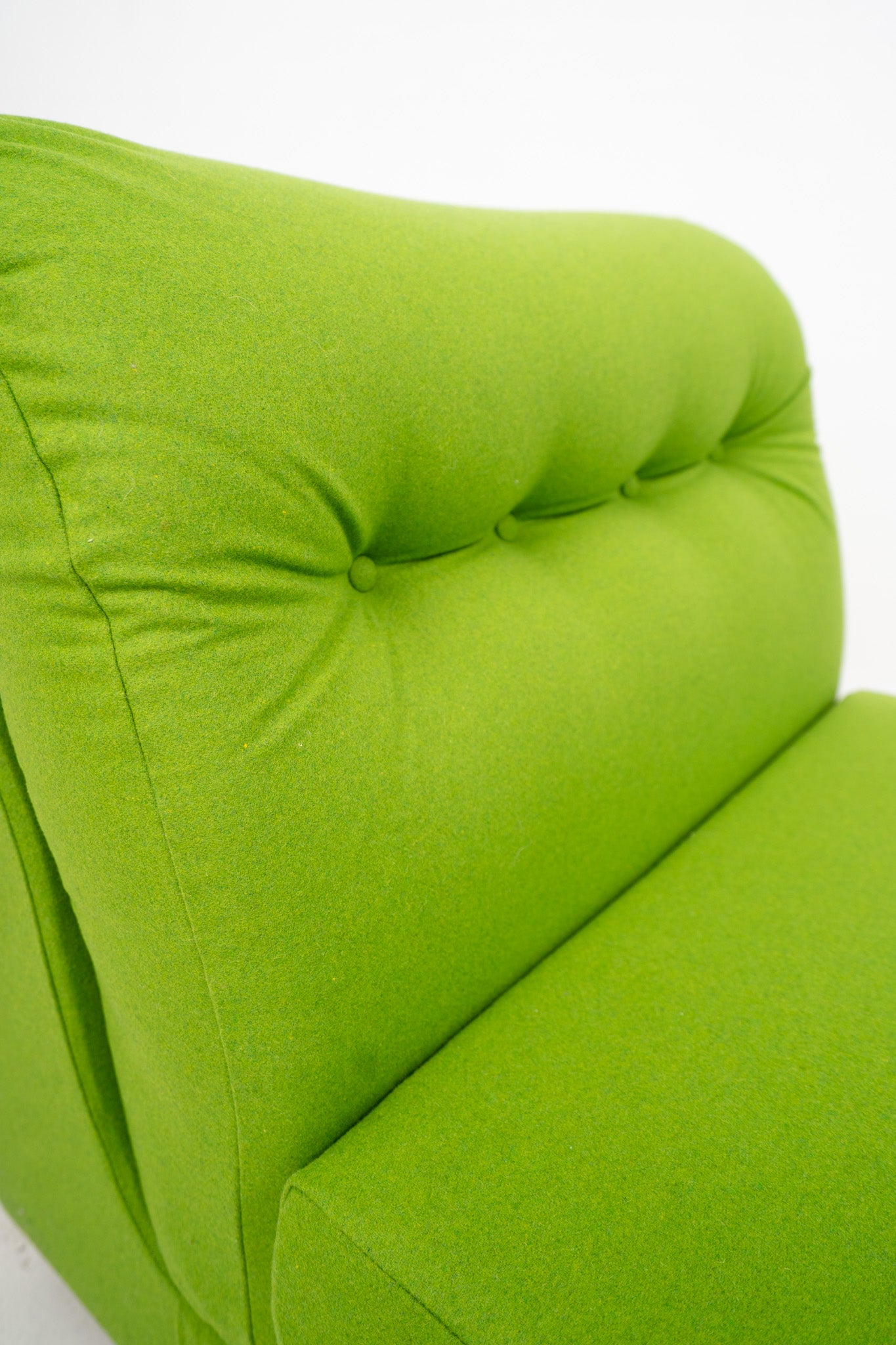 'JUNE BUG' LOW RISE 70s LOUNGE CHAIR