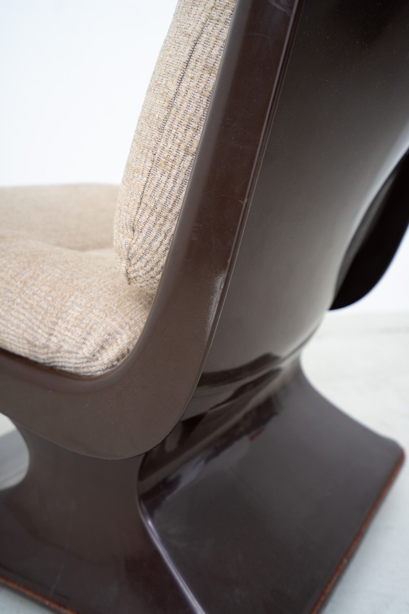 SPACE AGE ARMCHAIR BY ALBERT JACOB FOR GROSFILLEX