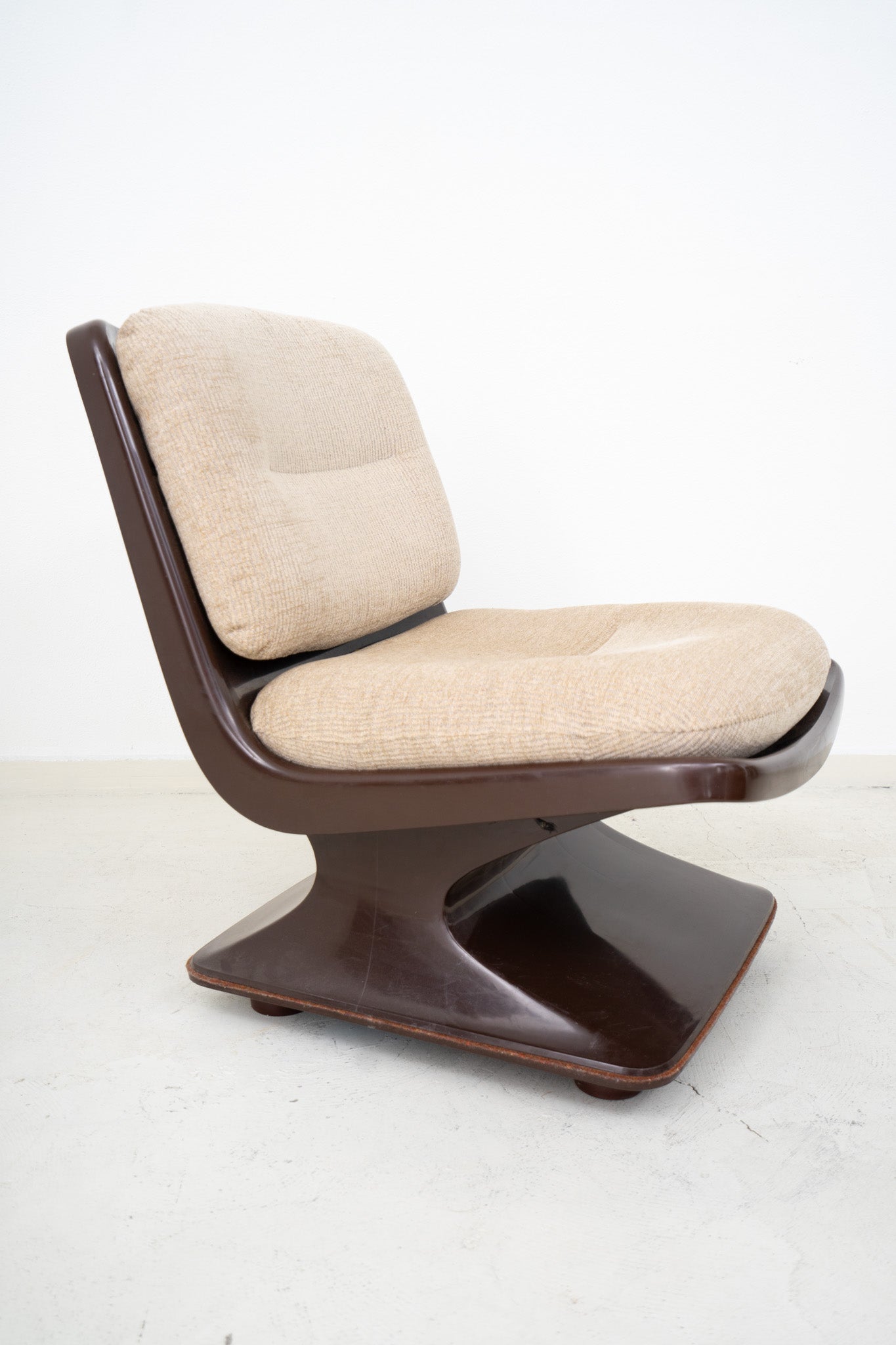 SPACE AGE ARMCHAIR BY ALBERT JACOB FOR GROSFILLEX