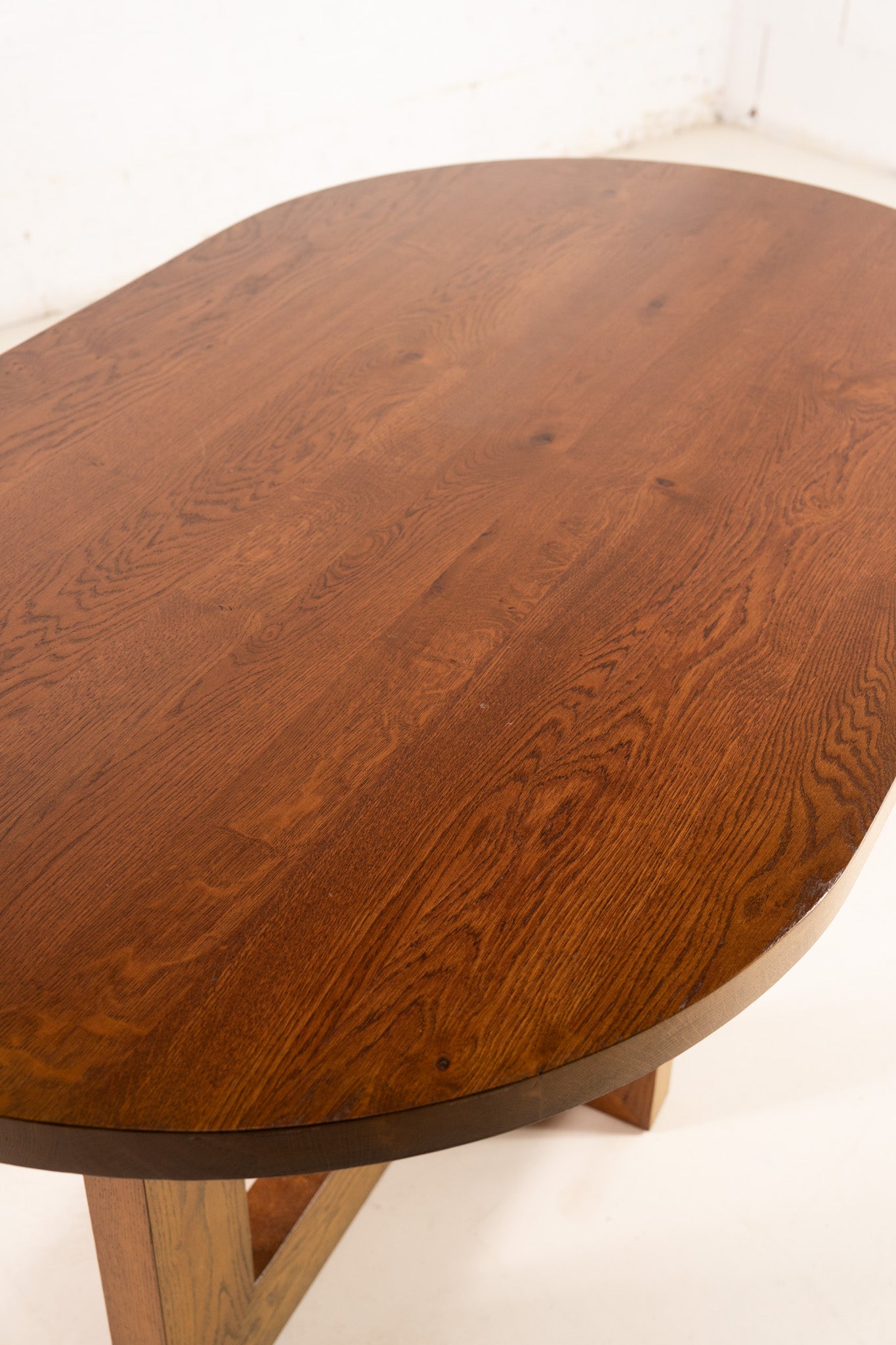 OVAL SHAPED WOODEN TABLE