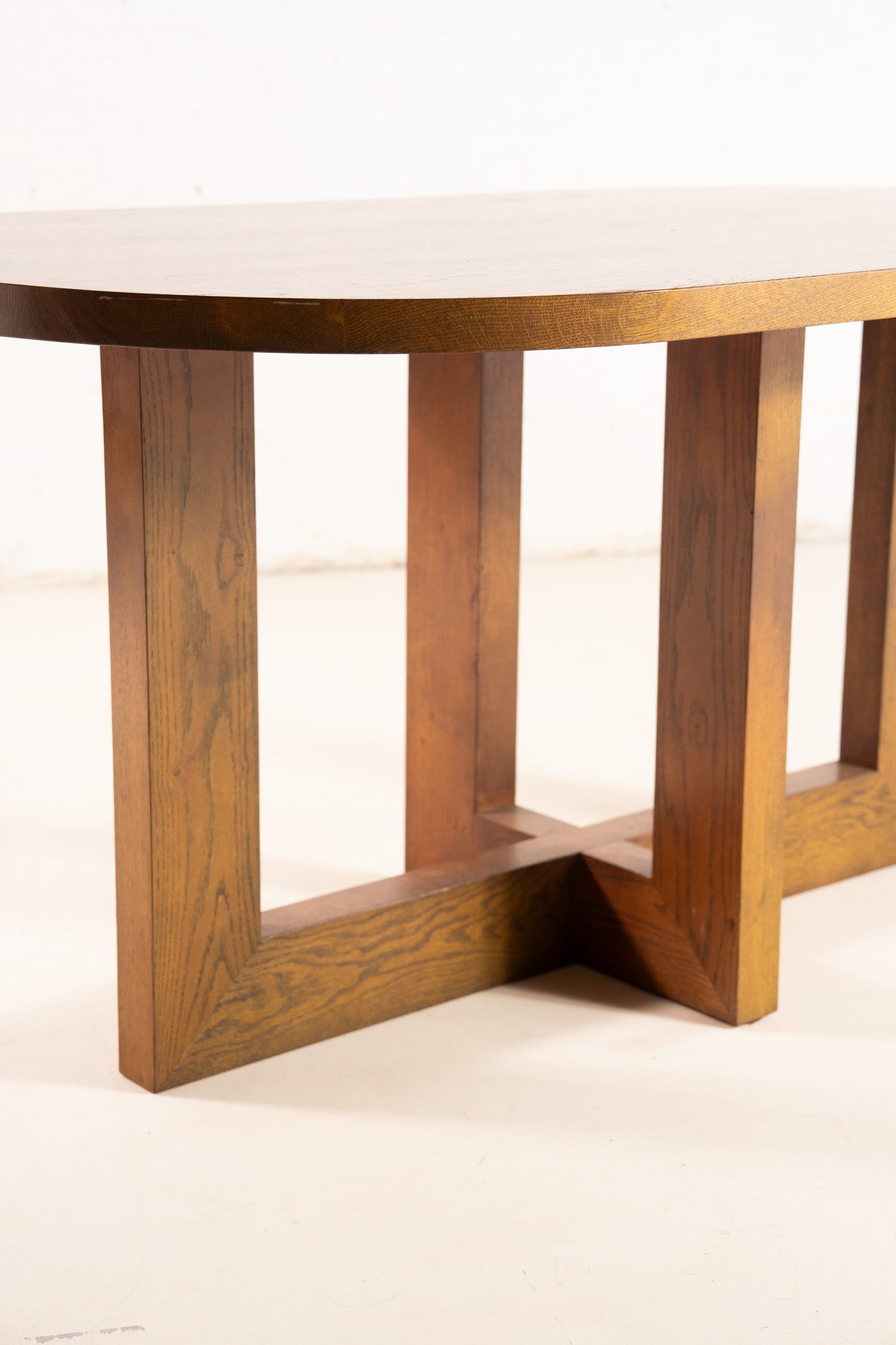 OVAL SHAPED WOODEN TABLE
