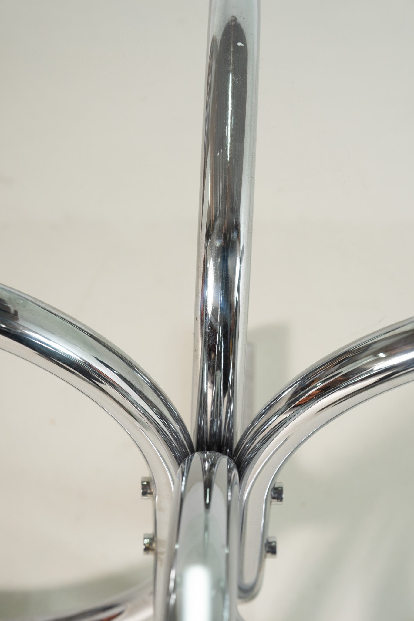 MEDUSA TABLE BY ALBERTO BAZZANI FOR TETRARCH