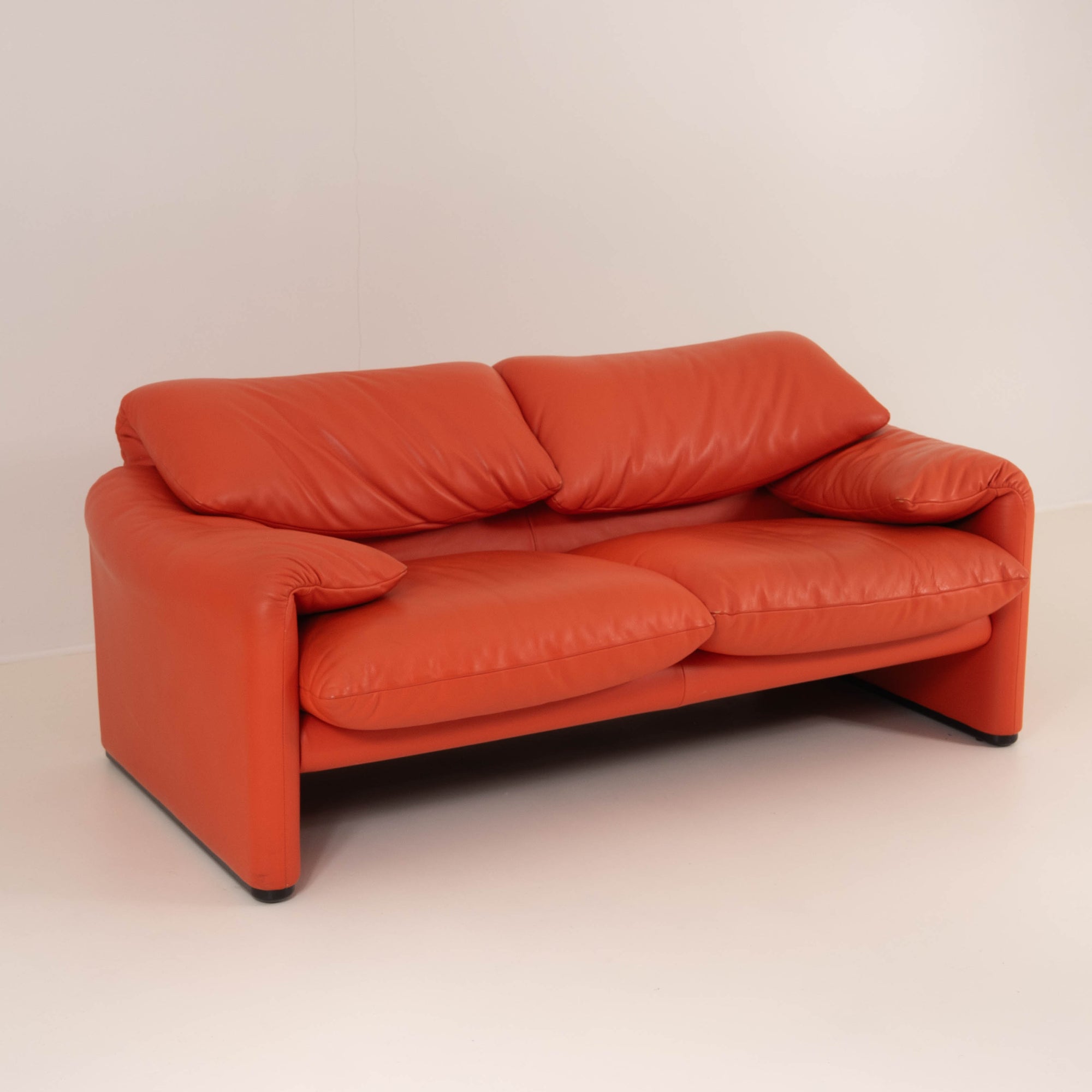 Cassina Maralunga 2-Seater Sofa by Vico Magistretti – Orange Leather