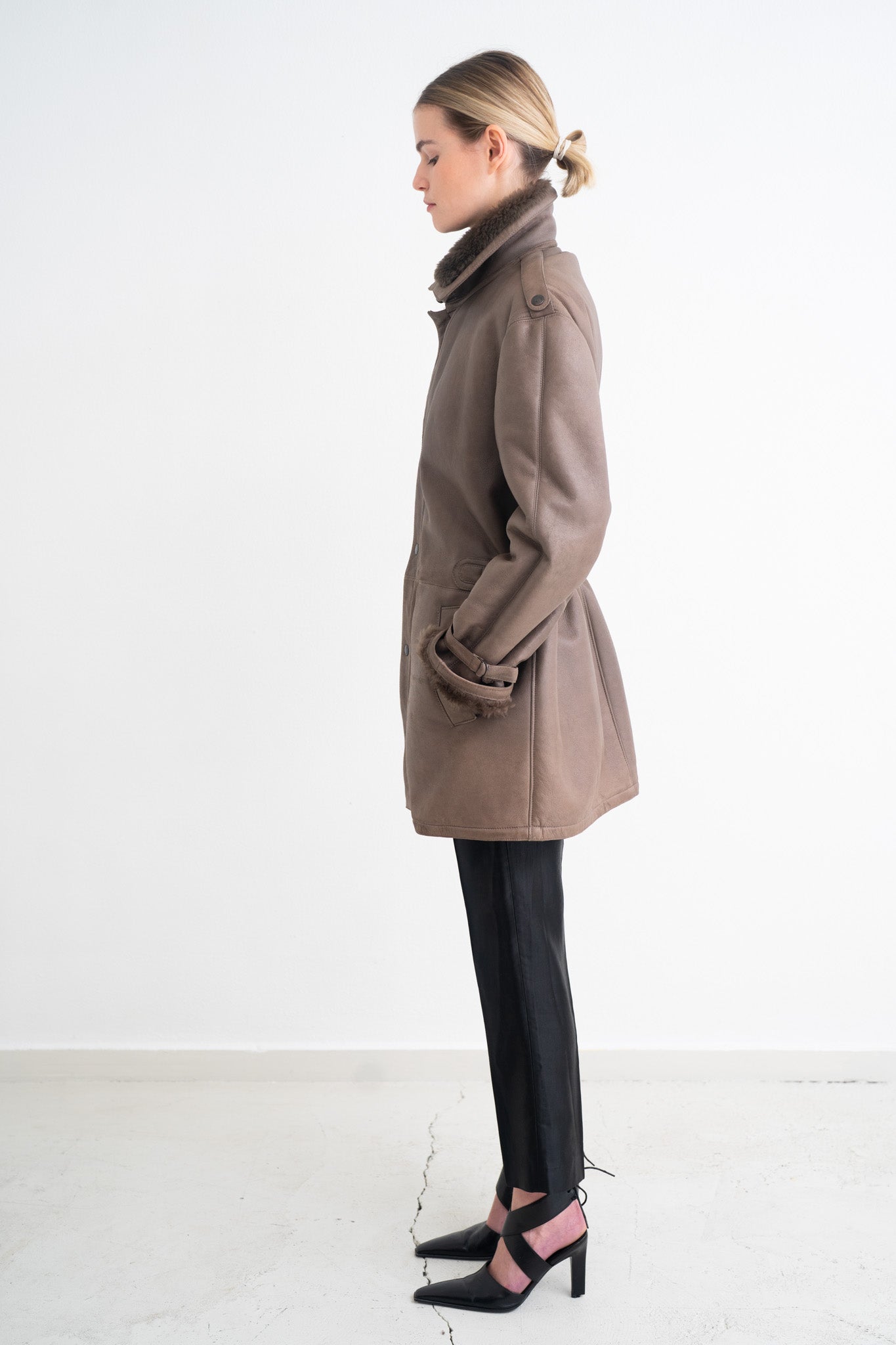 TAUPE SHEARLING JACKET