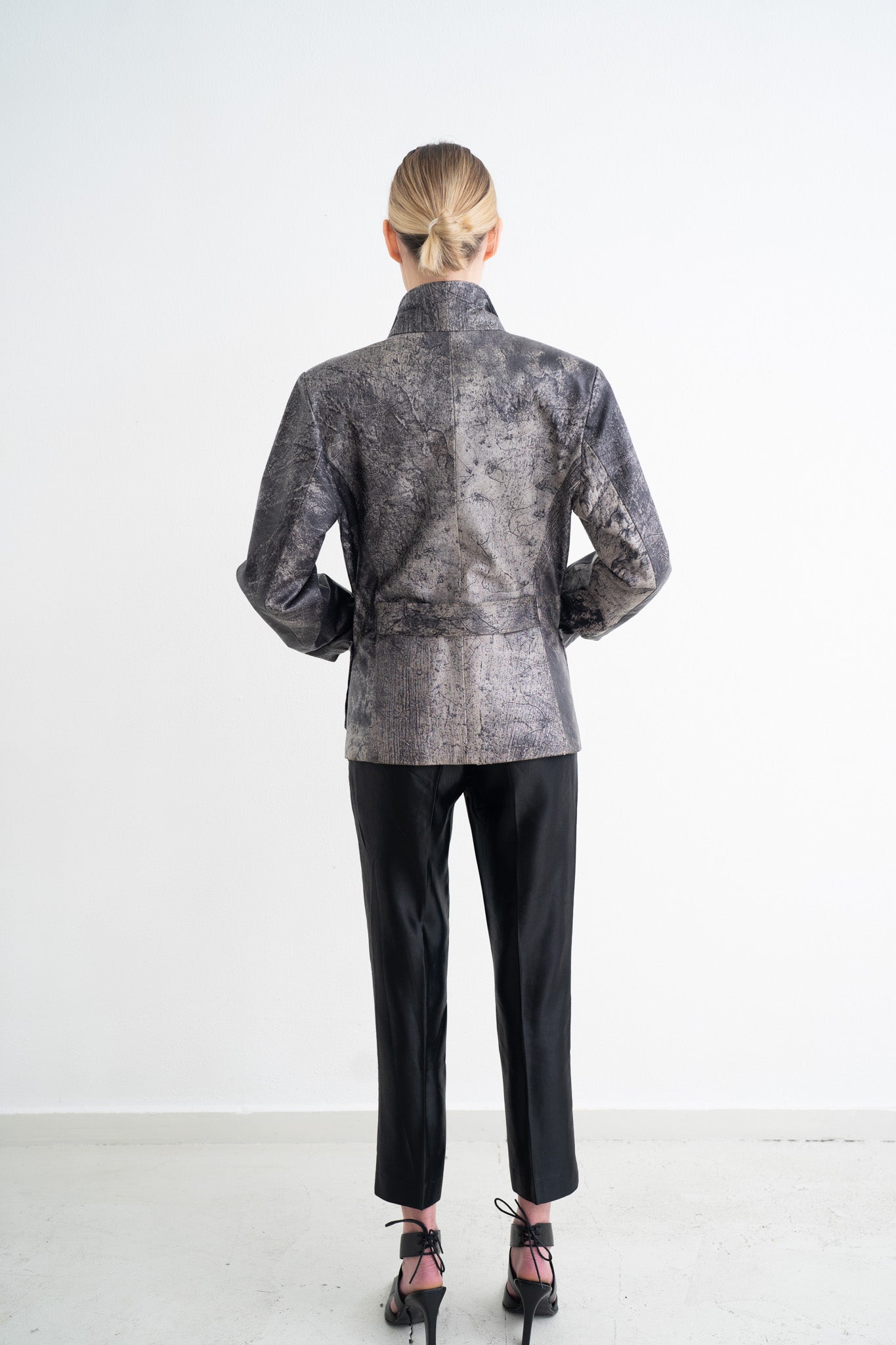 DECONSTRUCTIVE LEATHER BLAZER