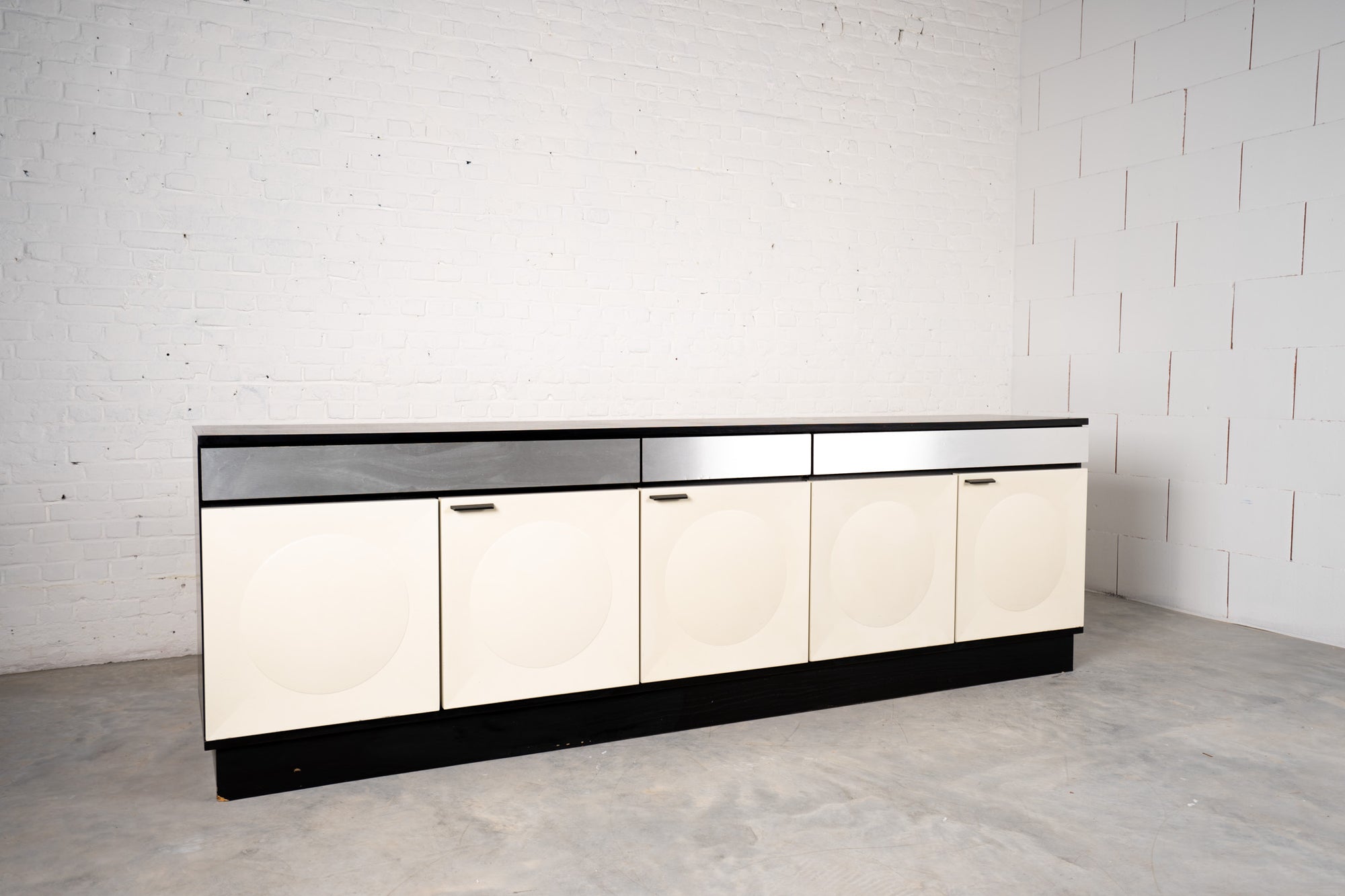 BRUTALIST 1970s CABINET IN OFF-WHITE