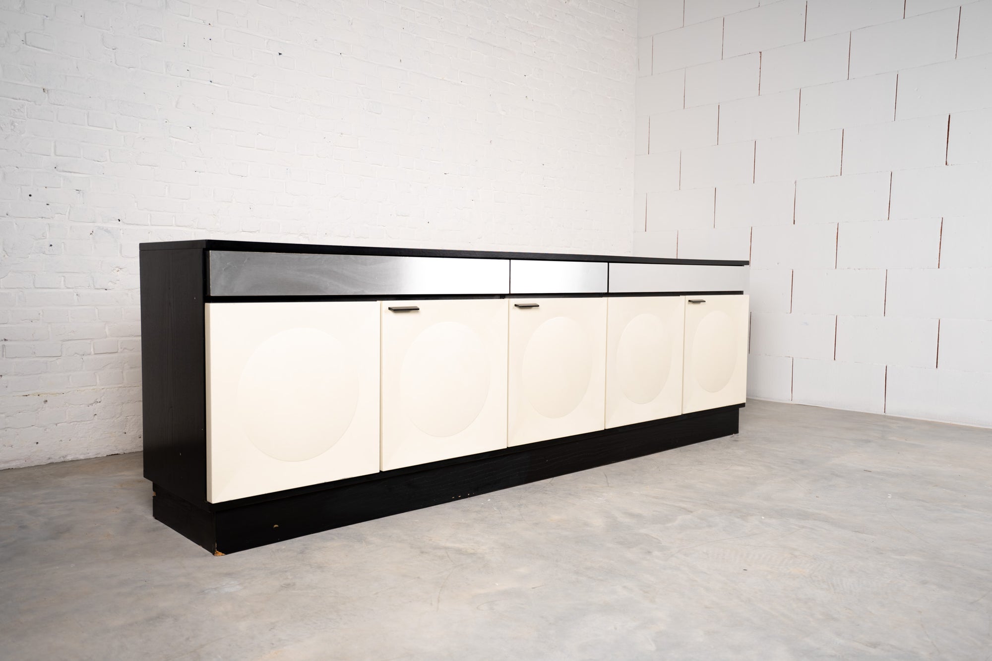 BRUTALIST 1970s CABINET IN OFF-WHITE