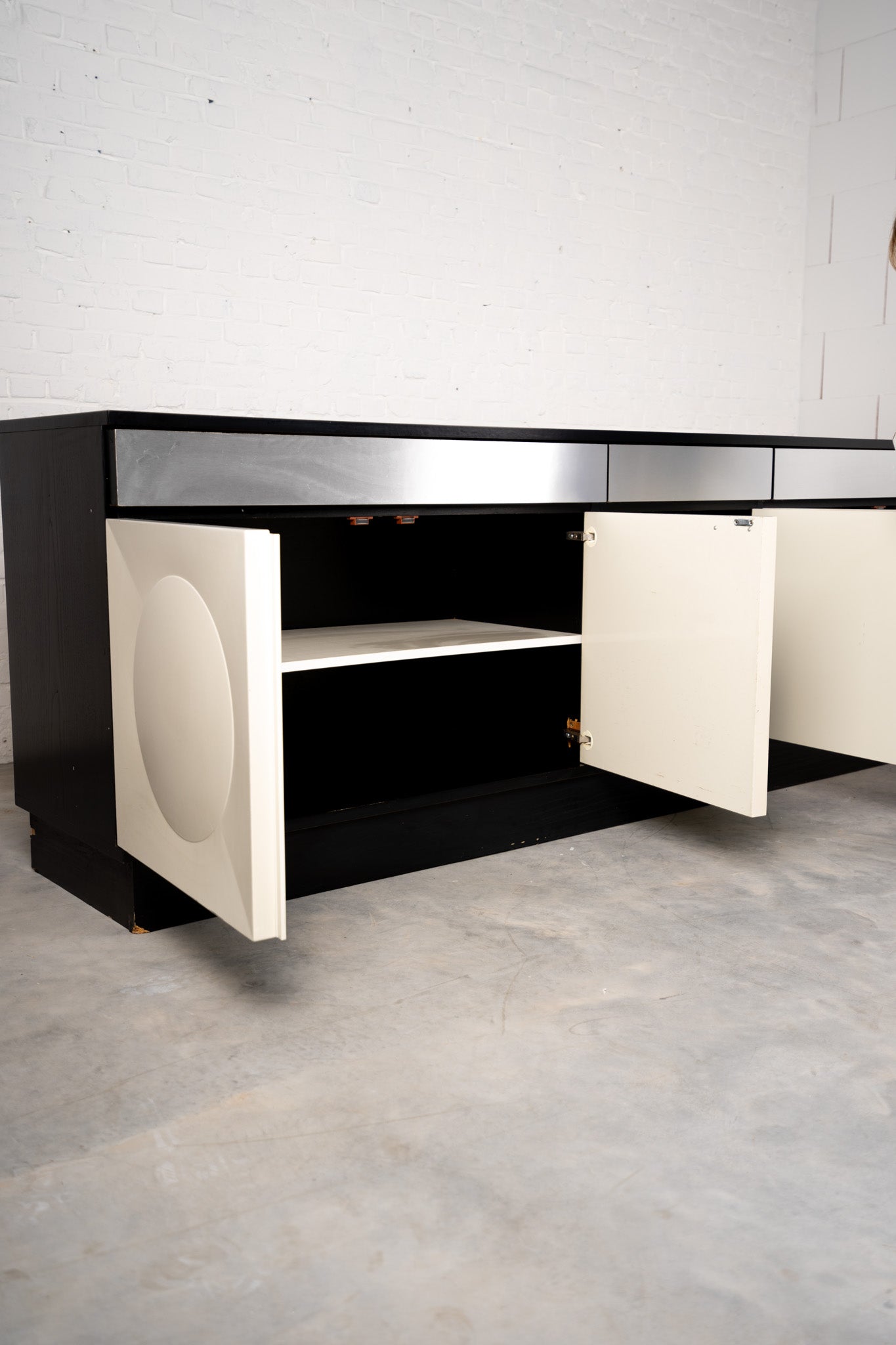BRUTALIST 1970s CABINET IN OFF-WHITE